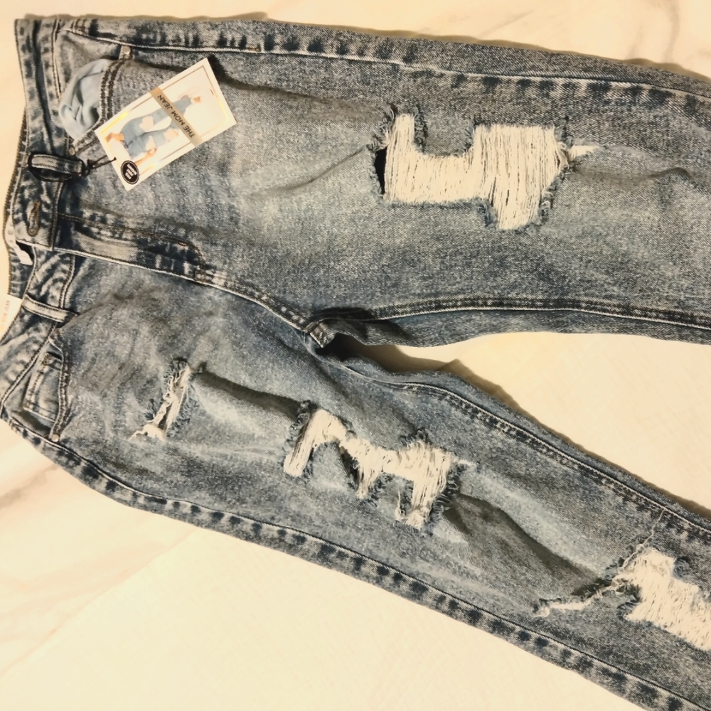 The Mom Jeans